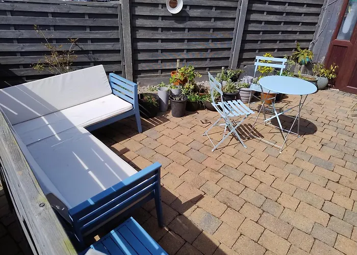 Cosy Annex Close To Leeds Airport