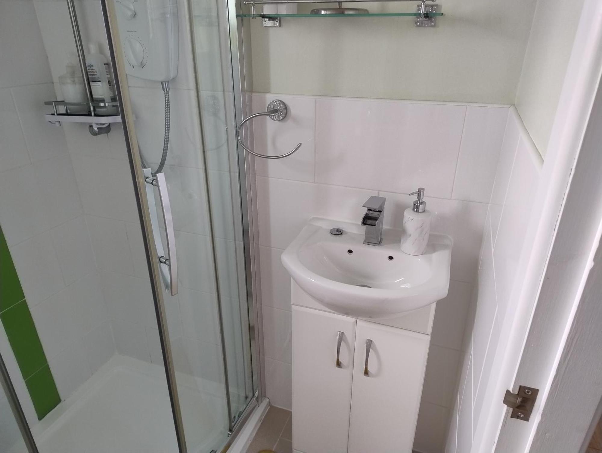 Cosy Annex Close To Leeds Airport Apartamento