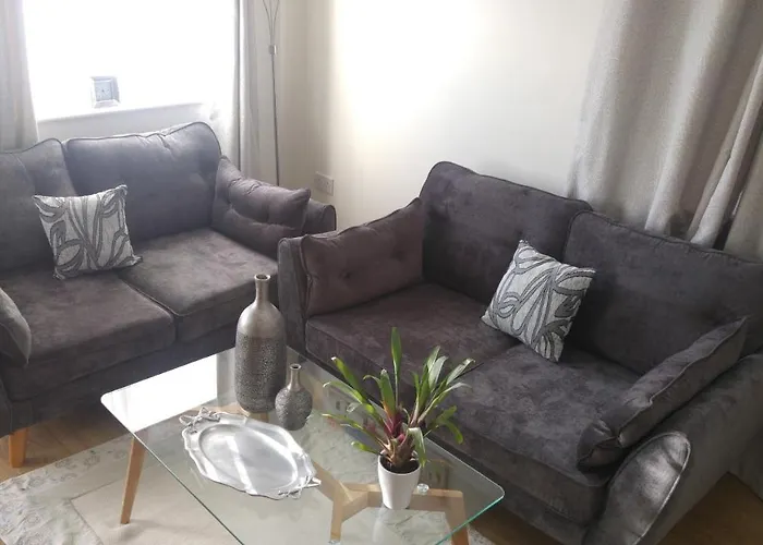Cosy Annex Close To Leeds Airport
