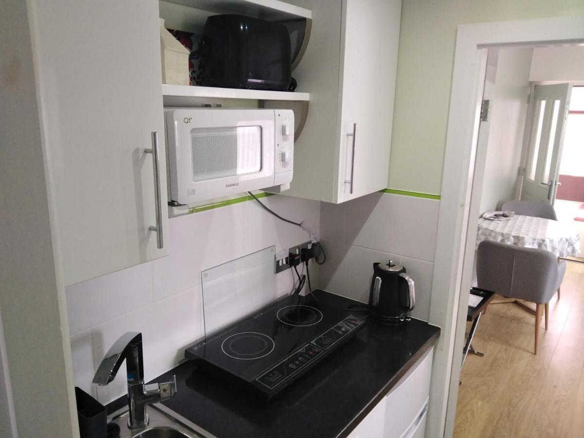 Cosy Annex Close To Leeds Airport * Guiseley
